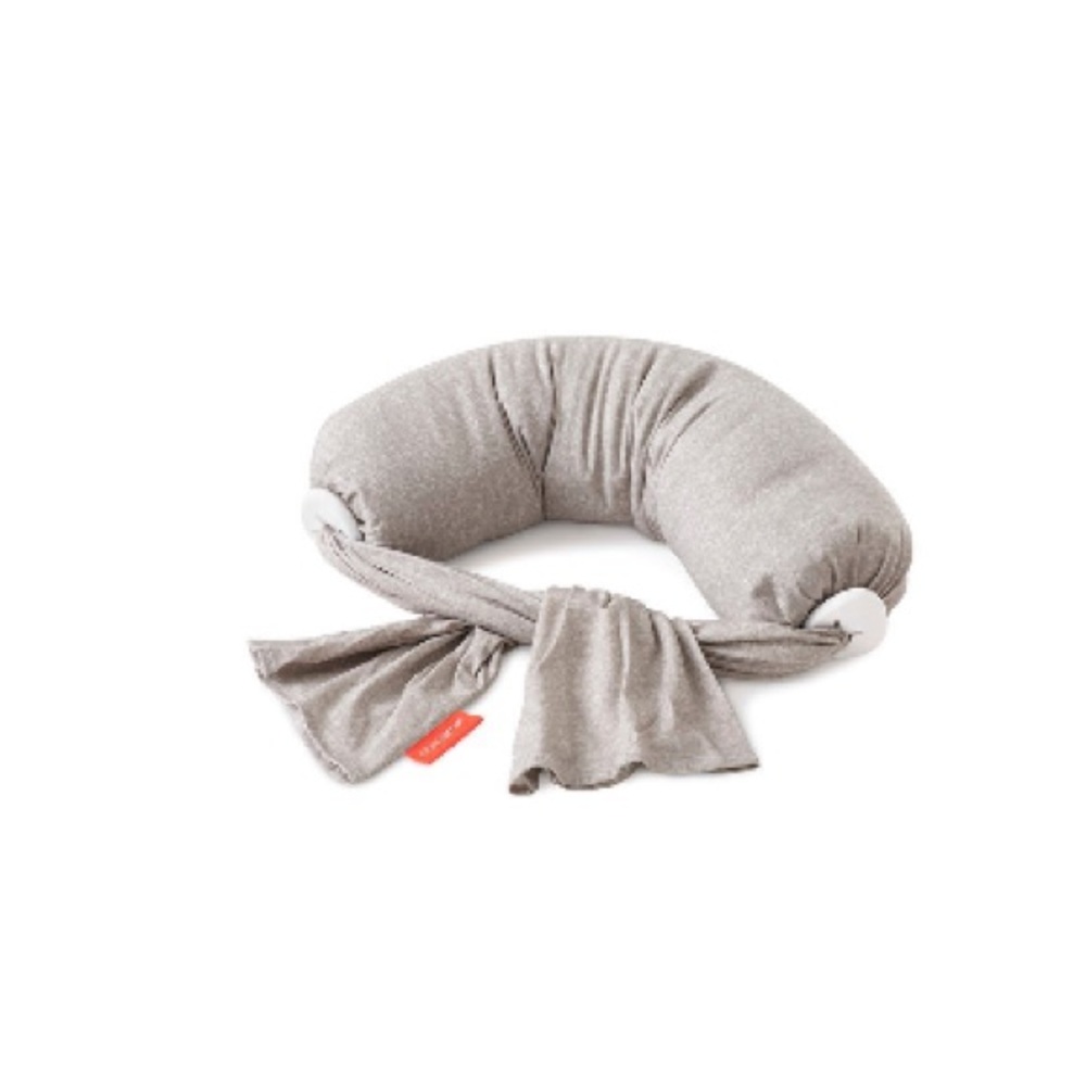 BB Hug ME Nursing pillow